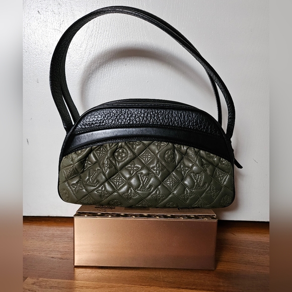 Louis Vuitton Klara Vienna Limited Edition Handbag Monogram Quilted Lambskin - Picture 2 of 7